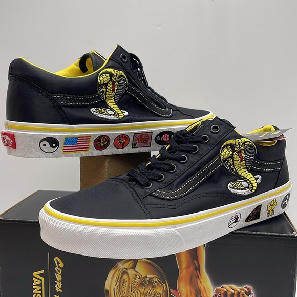 Vans Men’s Old Skool
Cobra Kai Black/Yellow/White
VN0A3WKT05N
Sneakers - Picture 8 of 16